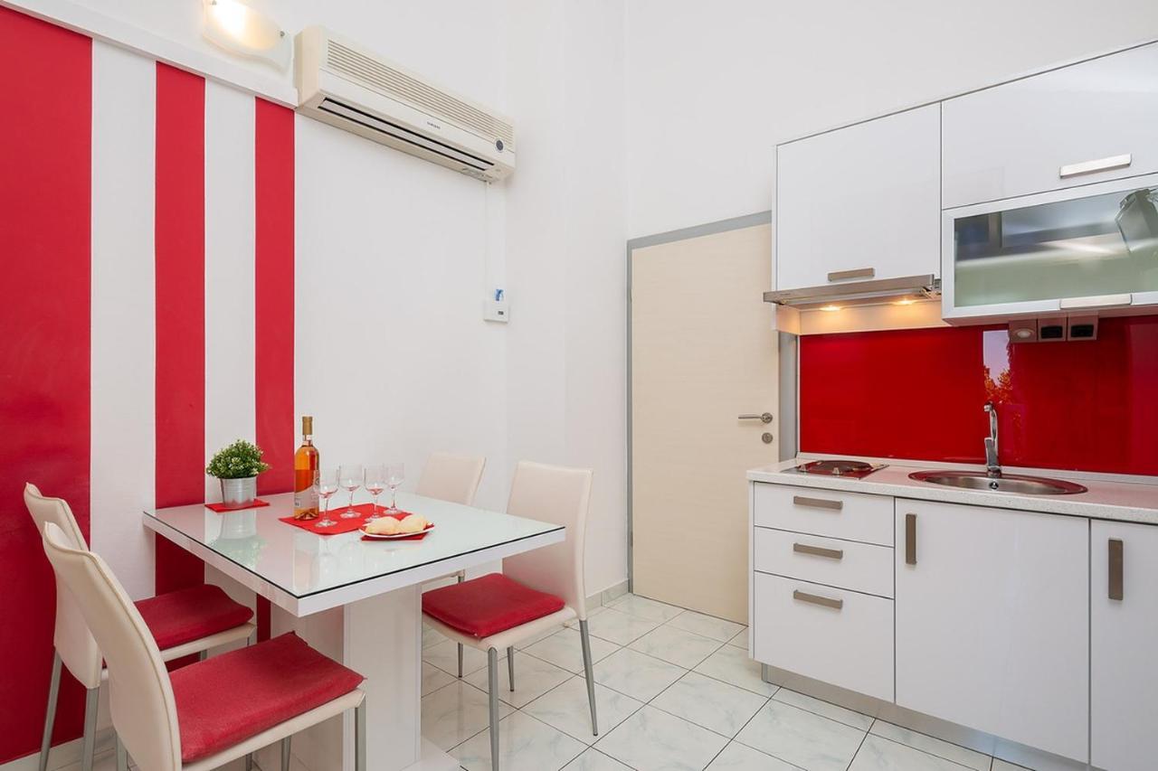 Apartmani Kastelancic Podstrana Ngoại thất bức ảnh