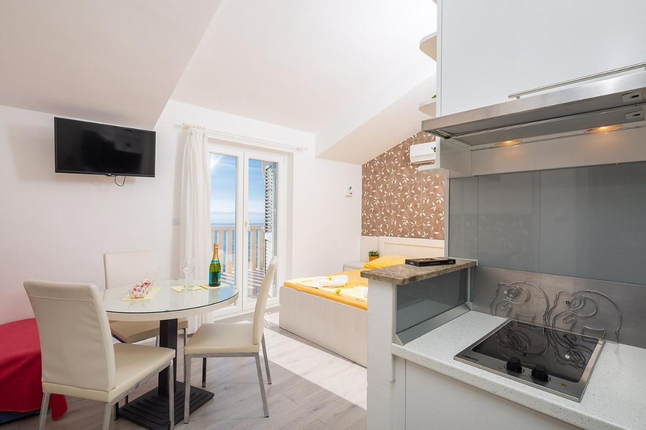 Apartmani Kastelancic Podstrana Ngoại thất bức ảnh